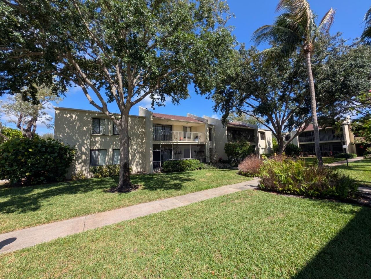 150 Pineview Road, Unit Apt E6, Jupiter, FL 33469 Photo