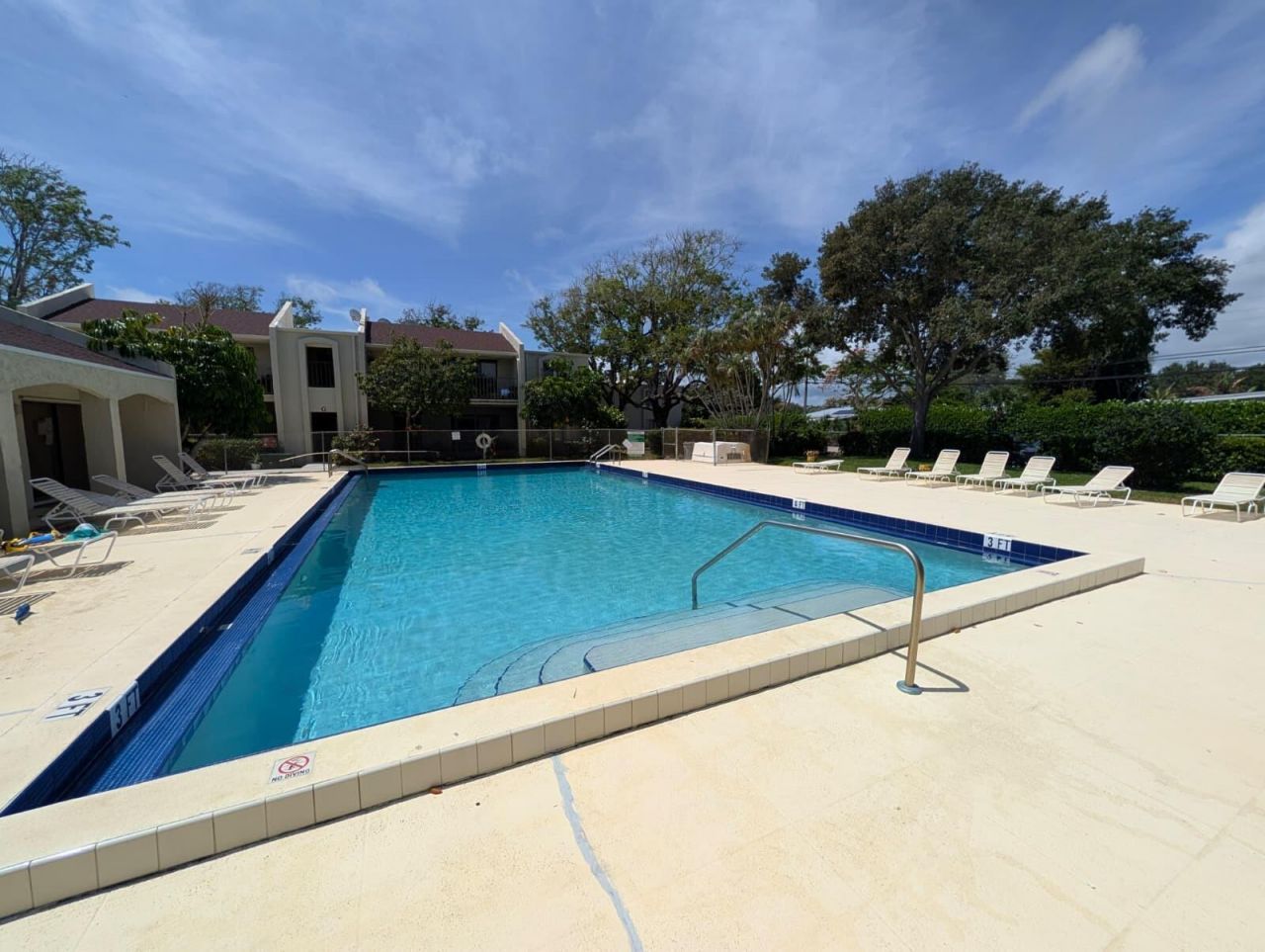 150 Pineview Road, Unit Apt E6, Jupiter, FL 33469 Photo