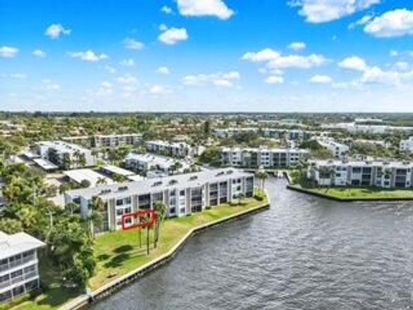 1950 SW Palm City Road, Unit 8106, Stuart, FL 34994