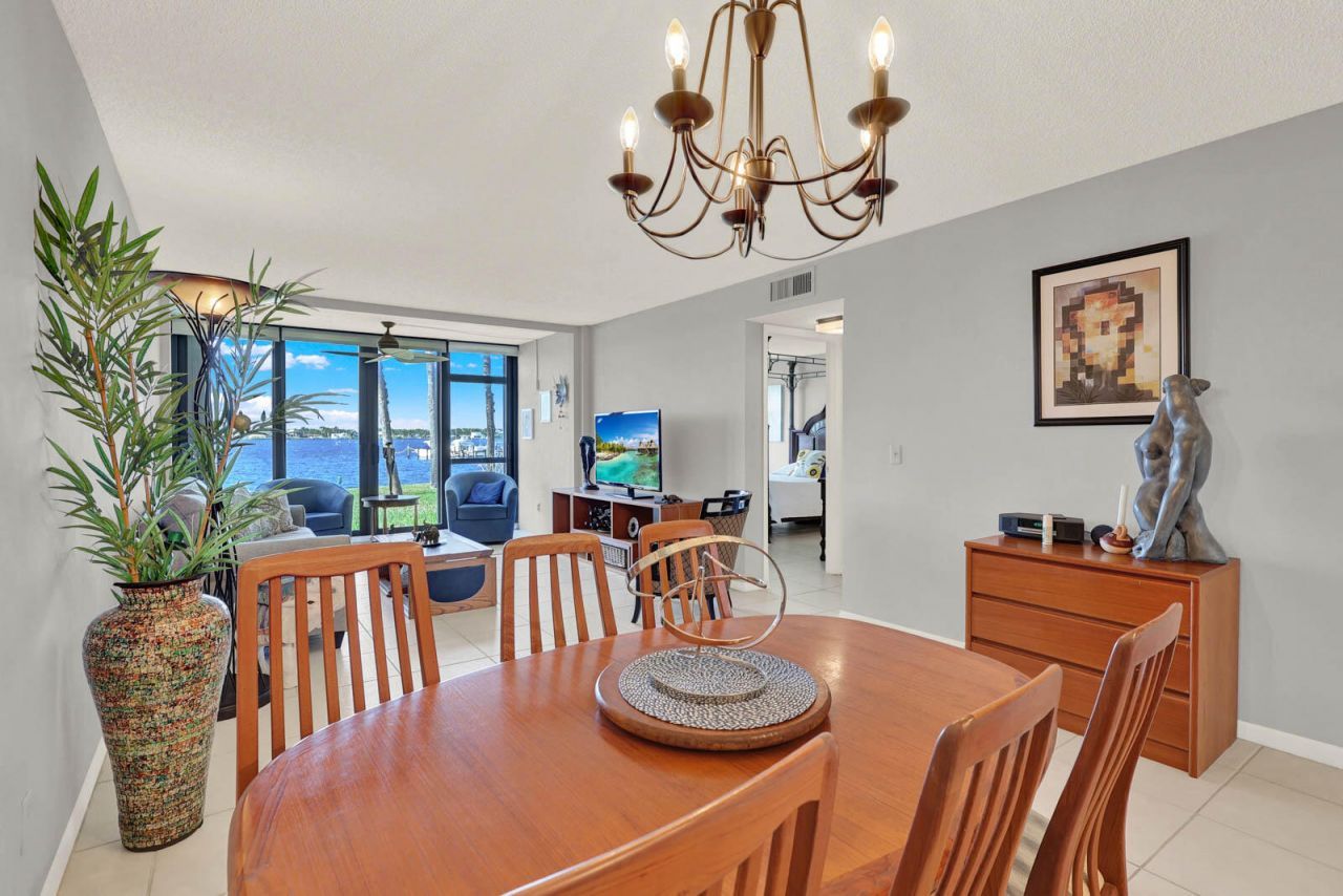 1950 SW Palm City Road, Unit 8106, Stuart, FL 34994 Photo
