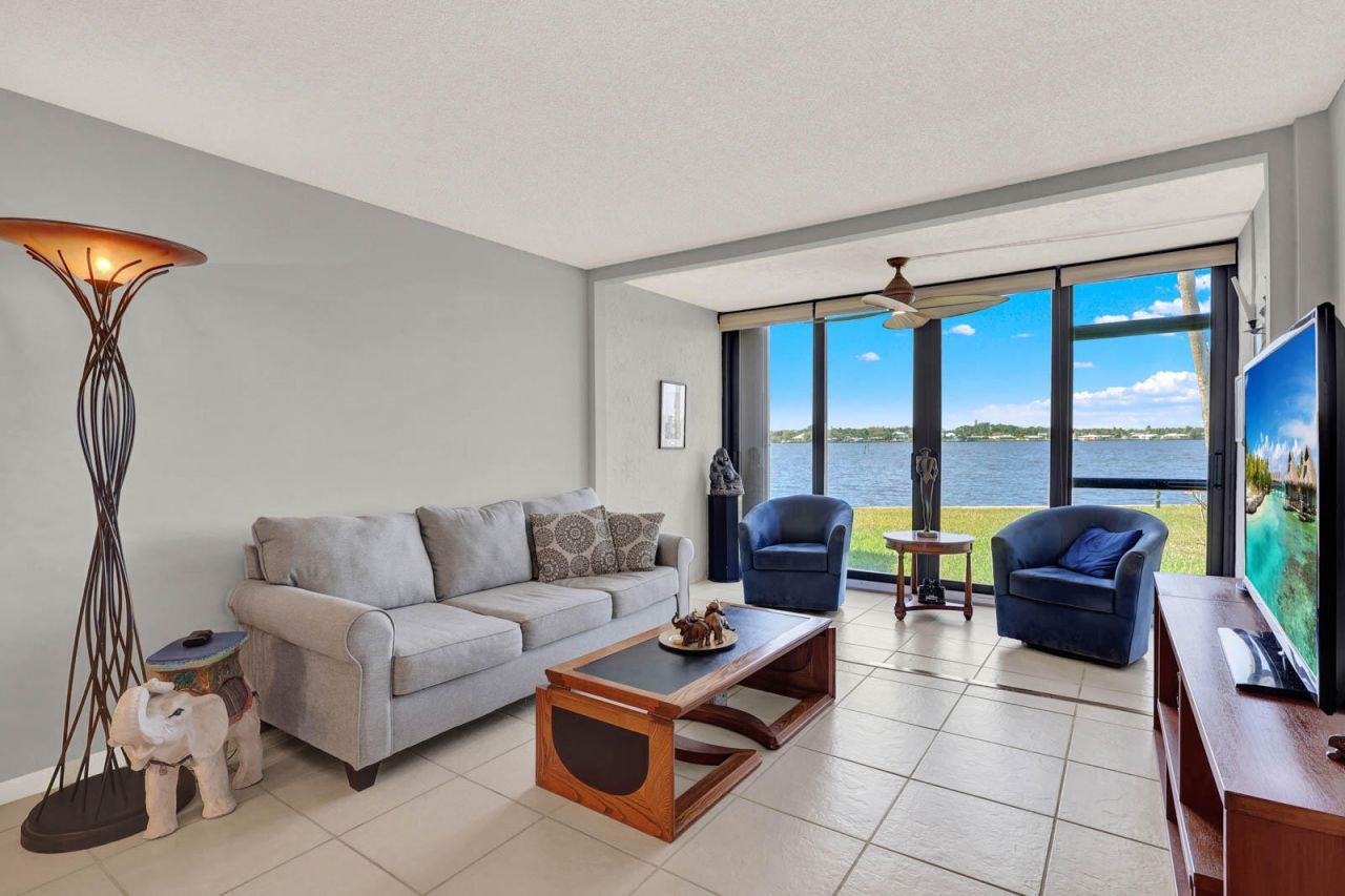 1950 SW Palm City Road, Unit 8106, Stuart, FL 34994 Photo