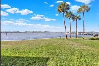 1950 SW Palm City Road, Unit 8106, Stuart, FL 34994 Photo