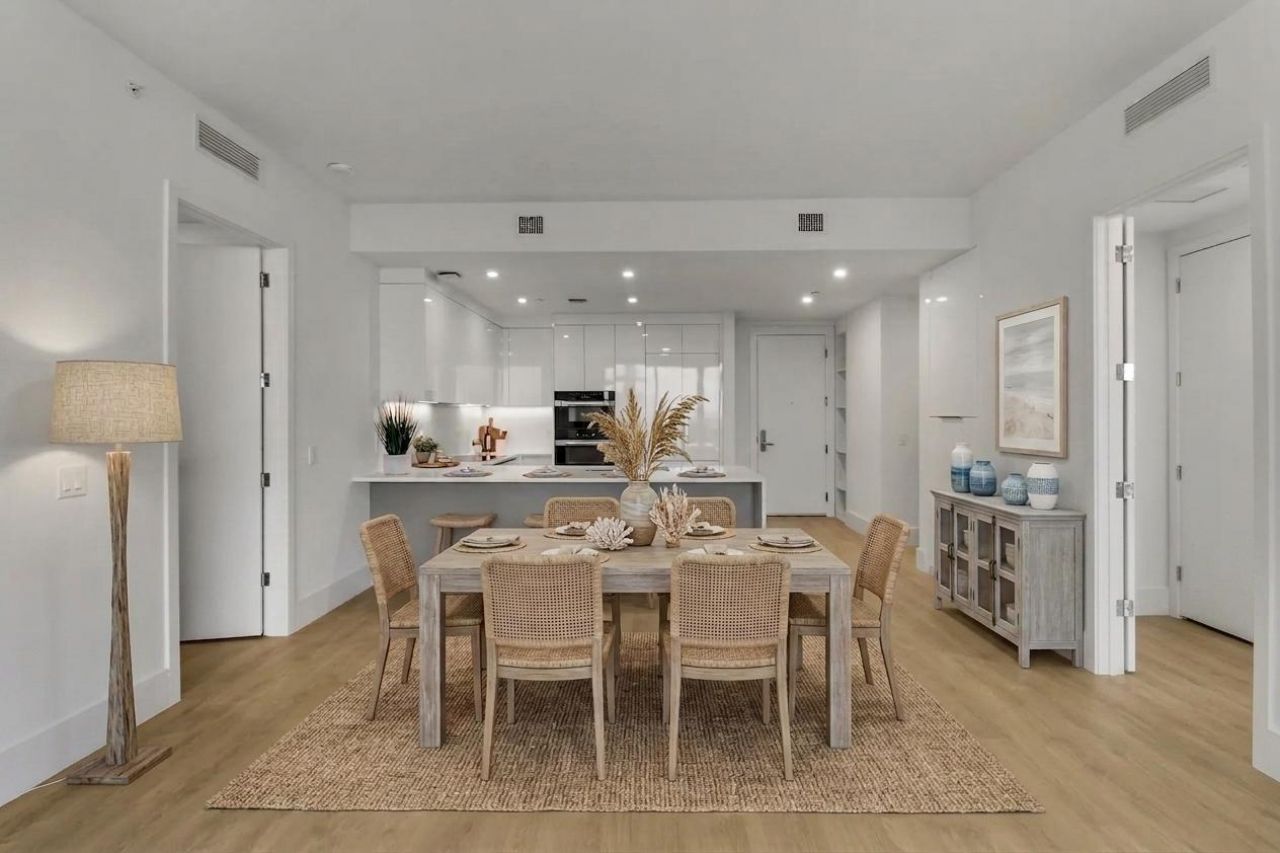 220 Lake Shore Drive, Unit 815, West Palm Beach, FL 33403 Photo
