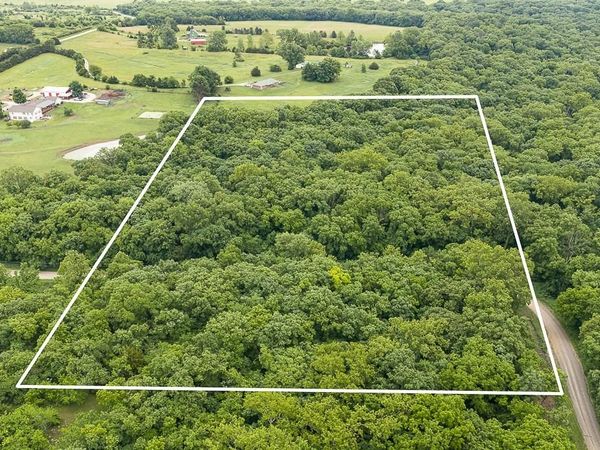 00000 Wild Horse Road, Lawrence, KS 66044