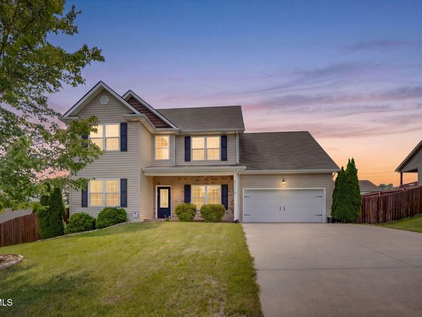 2016 Falling Leaf Drive, Kingsport, TN 37664
