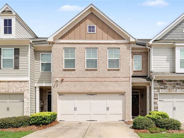 908 Arbor Crowne Drive , Lawrenceville, GA 30045