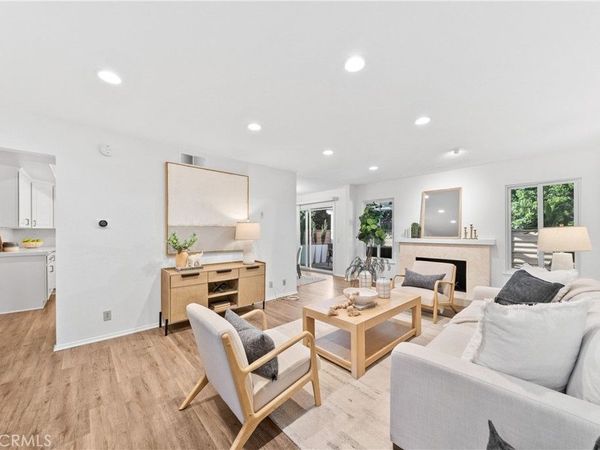 51 Ashbrook, Irvine, CA 92604