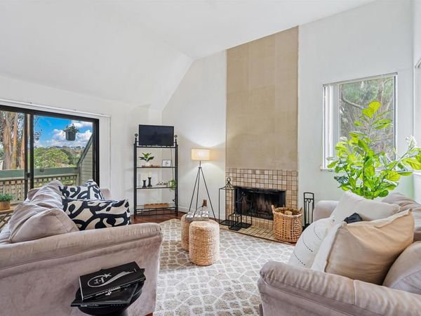 2742 East Ct, Richmond, CA 94806