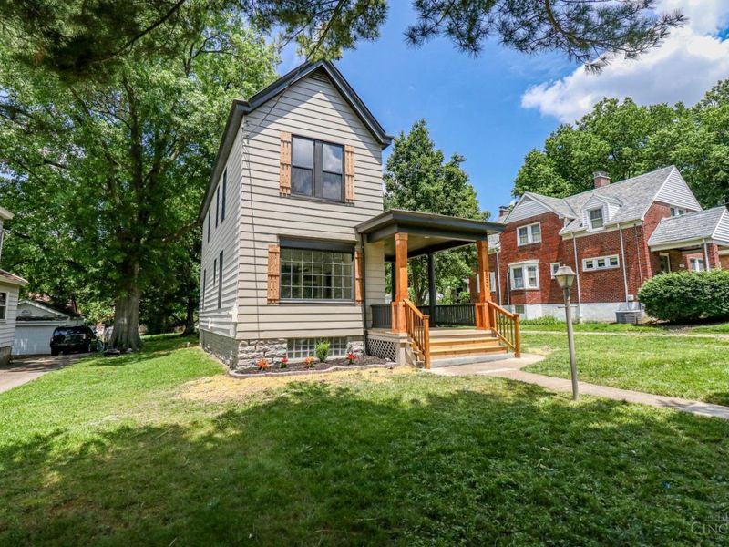 3020 Daytona Avenue, Cincinnati, OH 45211 Photo 2