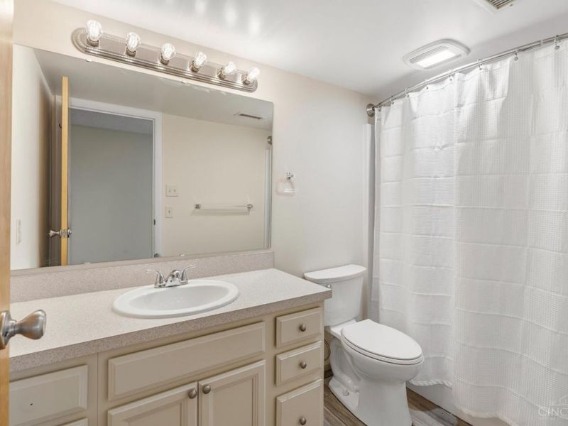 3566 Amberacres Drive, Unit 2, Cincinnati, OH 45237 Photo 19