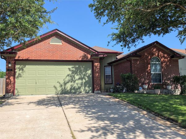 226 Lakemont DR, Hutto, TX 78634