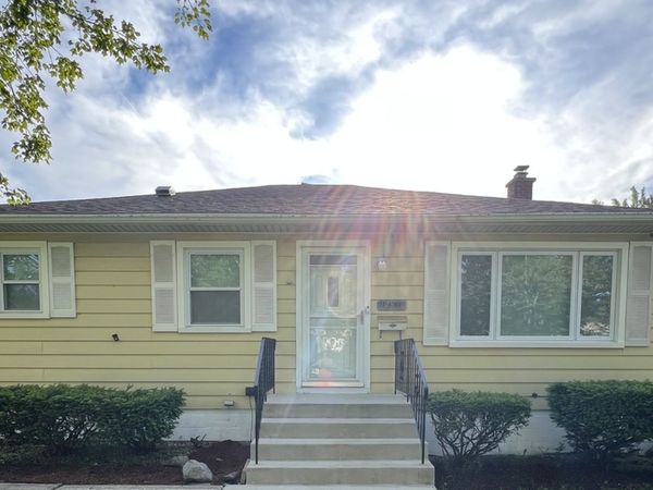 17810 Chicago Avenue , Lansing, IL 60438
