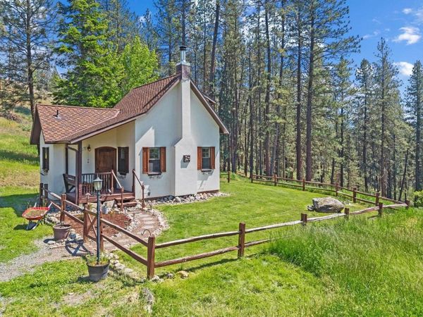 970C Kitt-Narcisse Rd, Colville, WA 99114