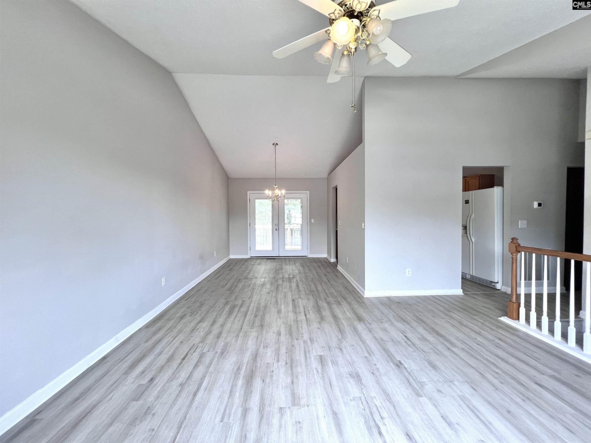 252 Cherry Grove Drive  Photo 5