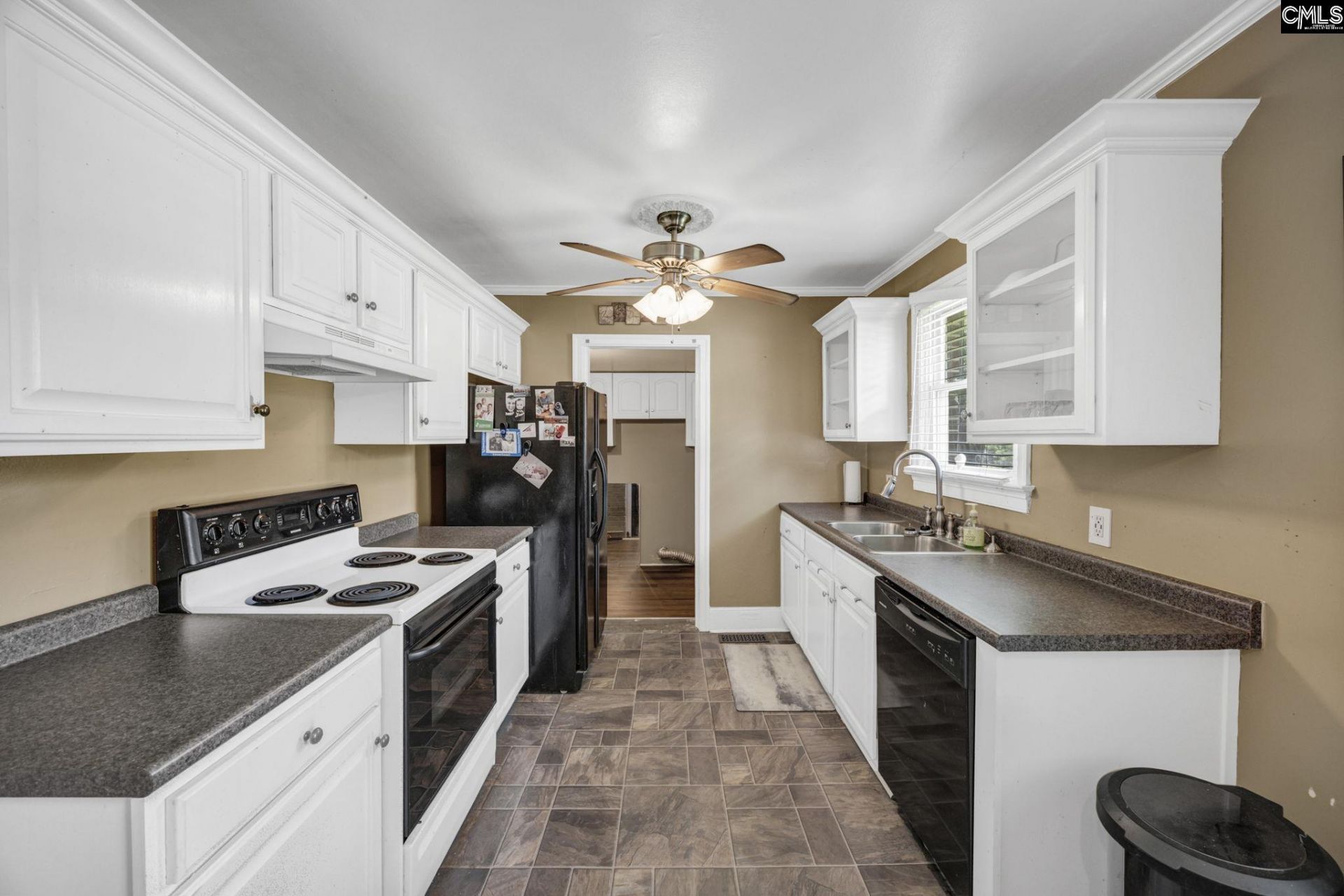 3714 Hydrangea Street  Photo 10