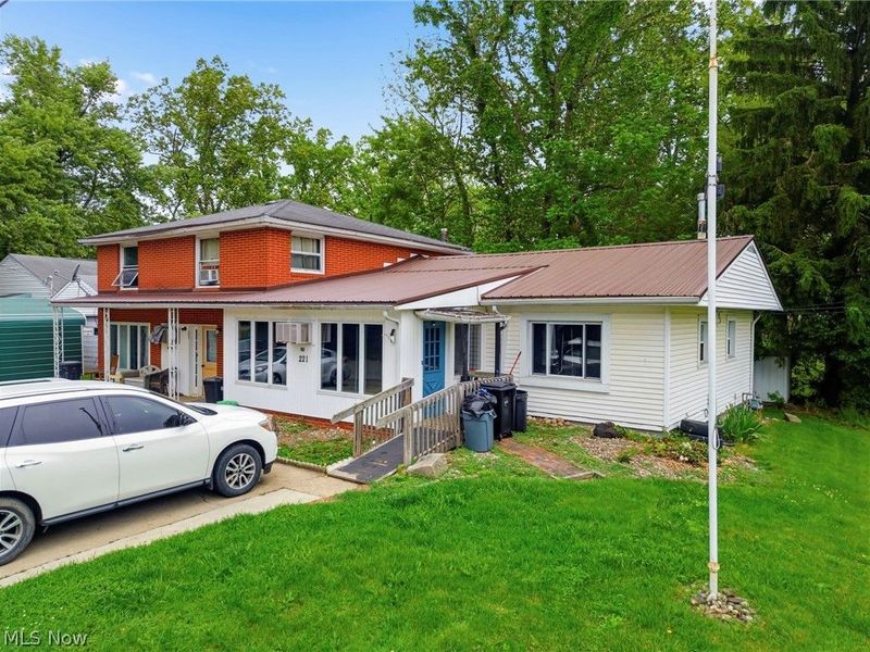221 Tower Street SW, Beach City, OH 44608 Photo 1