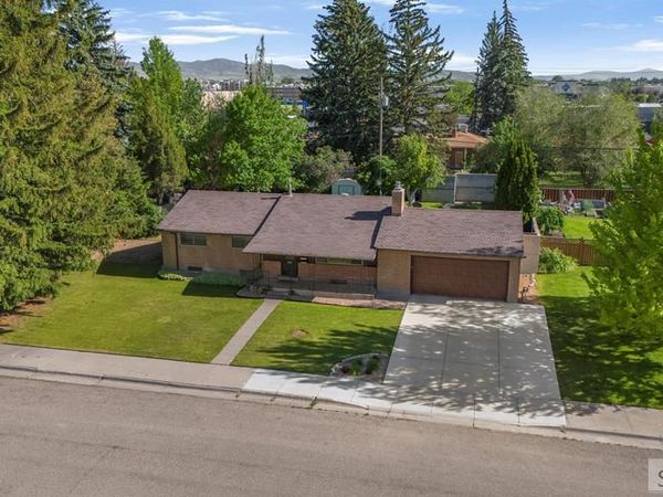 686 E 16th Street, IDAHO FALLS, ID 83404