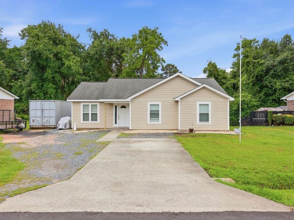 725 University Forest Circle , Conway, SC 29526