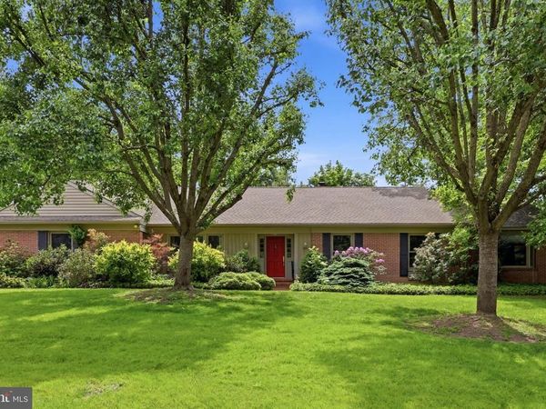 2045 WALLER DRIVE, HUNTINGDON VALLEY, PA 19006