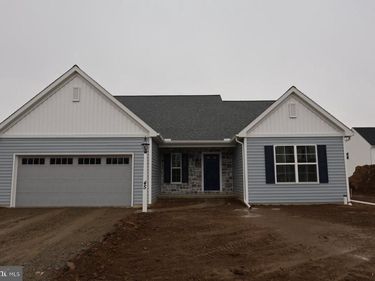 1005 JACK'S PLACE , HARRISBURG, PA 17112
