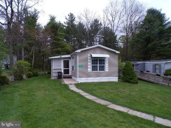 141 GOLD LANE , STROUDSBURG, PA 18360