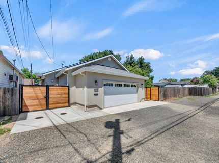 3025 7th Ave, Sacramento, CA 95817 Photo