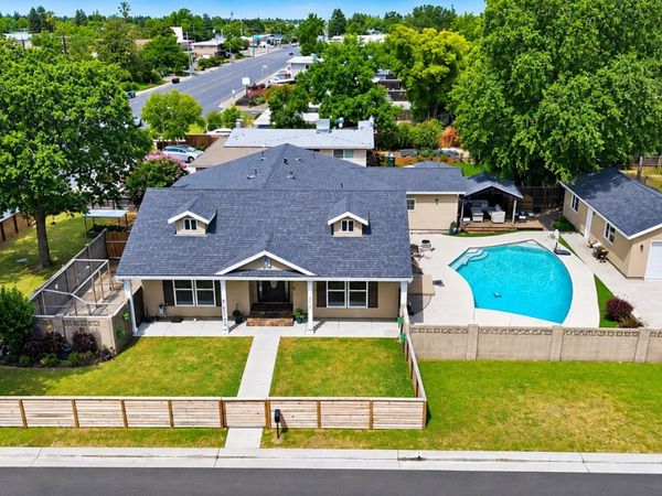 4856 Hazelwood Ave, Carmichael, CA 95608