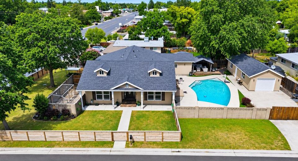 4856 Hazelwood Ave, Carmichael, CA 95608 Photo