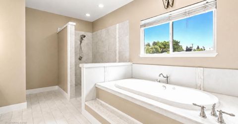 4856 Hazelwood Ave, Carmichael, CA 95608 Photo