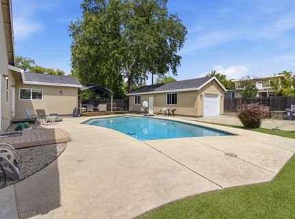 4856 Hazelwood Ave, Carmichael, CA 95608 Photo