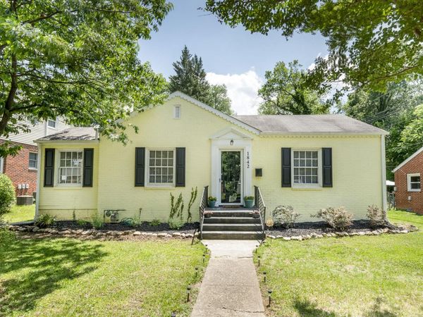 1842 Carlton RD SW, Roanoke, VA 24015