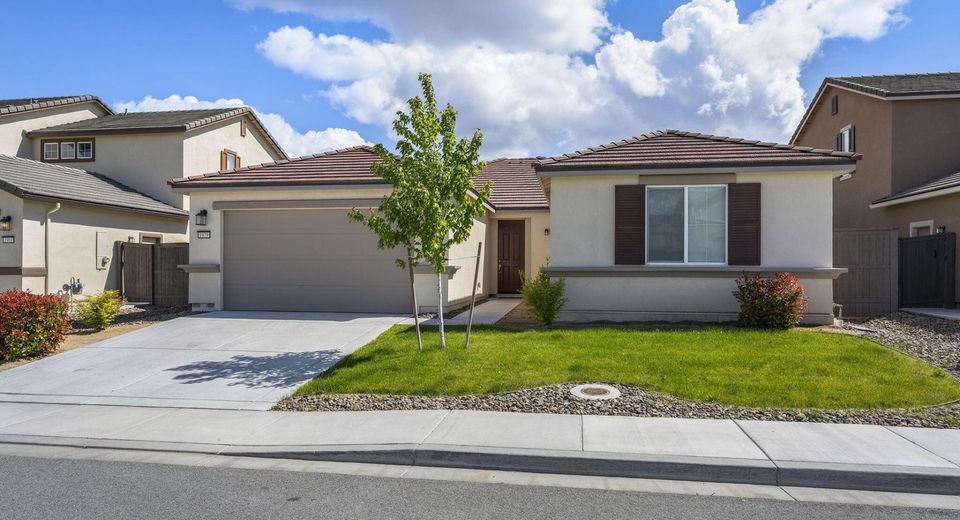 1979 Elk Falls Way, Sparks, NV 89436 Photo
