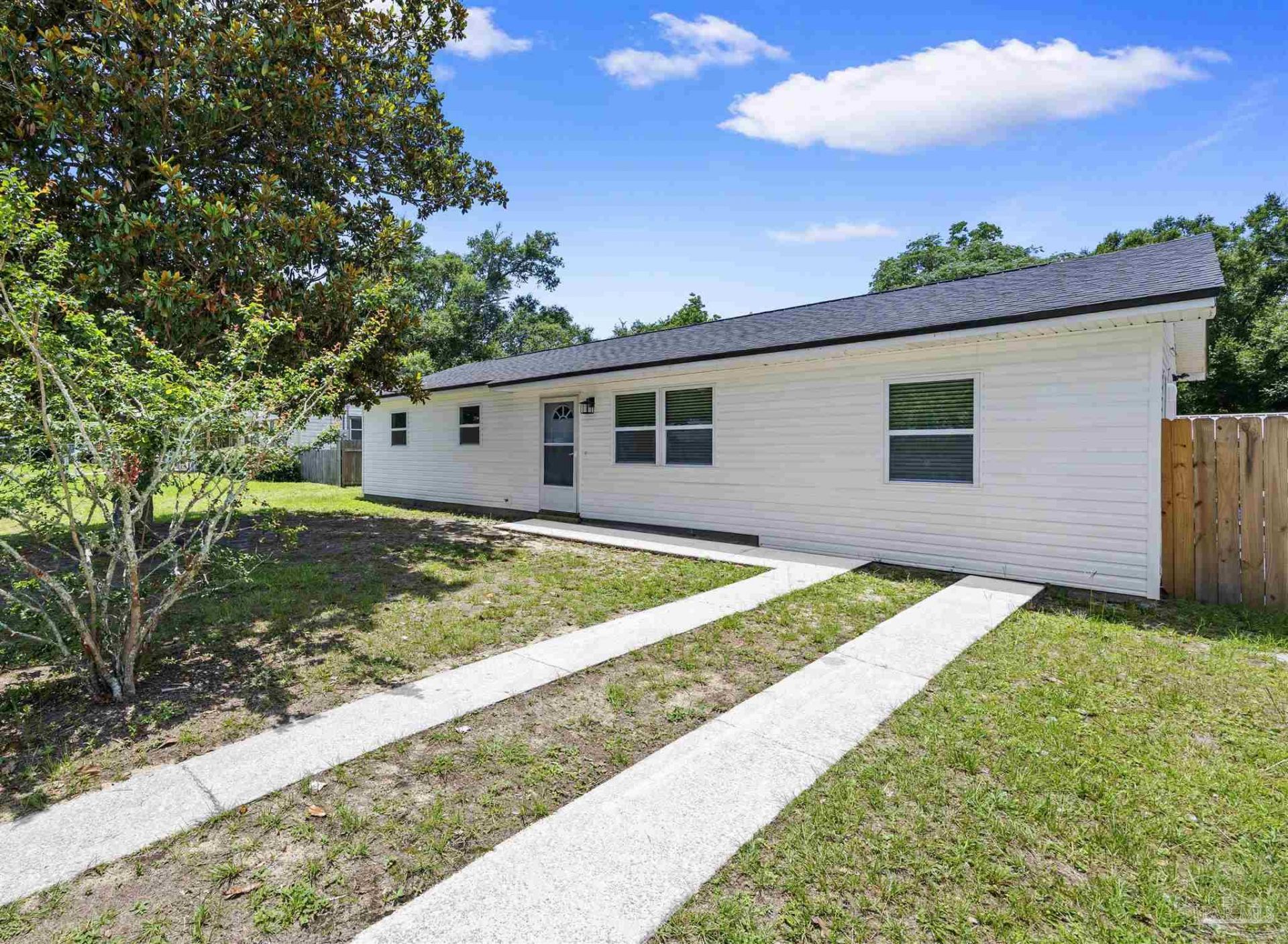 7328 Sachem Rd, Pensacola, FL 32506 Main Photo