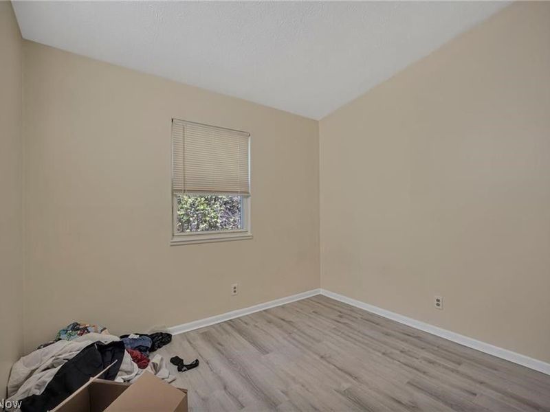 1933 Preston Avenue , Akron, OH 44305 Photo 5