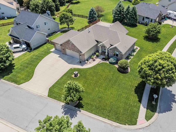 14531 Settlers Trail, Leo, IN 46765