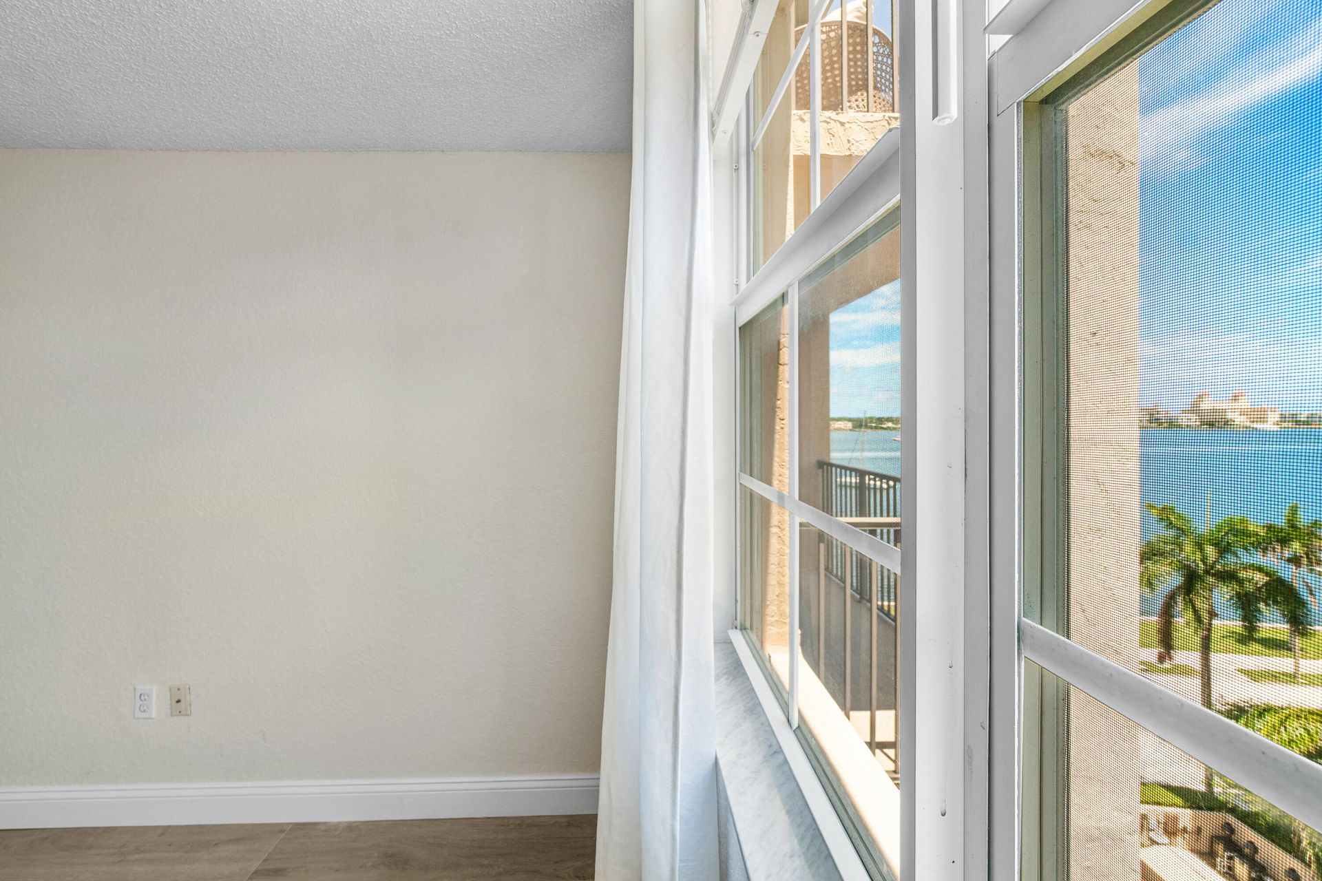 1801 N Flagler Drive, Unit 835, West Palm Beach, FL 33407 Photo