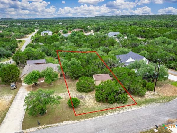 125 Garrett Way , Canyon Lake, TX 78133
