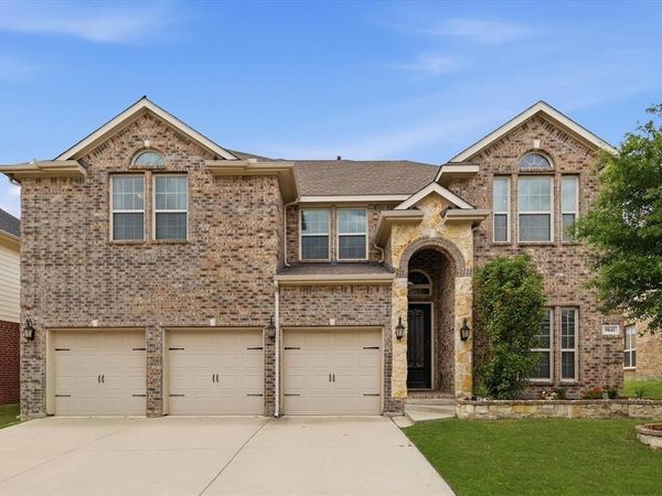 9841 White Bear Trail, Fort Worth, TX 76177