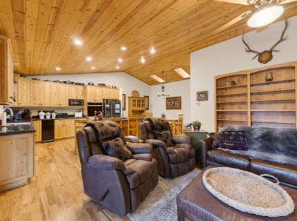 860 Red Fox Road, Clio, CA 96106 Photo