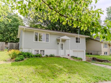 903 TIMBER Lane, GLENWOOD, IA 51534