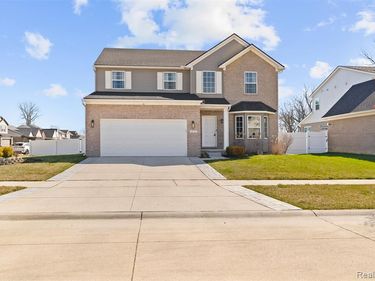 8135 Hudson Drive, Westland, MI 48185