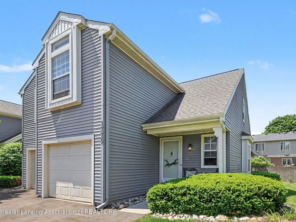 1775 Whitegate Lane, East Lansing, MI 48823