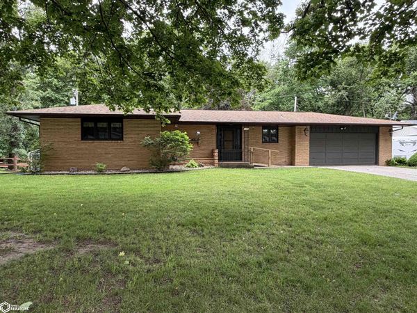 1309 Oak Blvd, Humboldt, IA 50548
