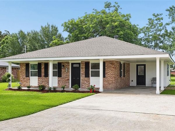 2757 BLANCHE Street , Marrero, LA 70072