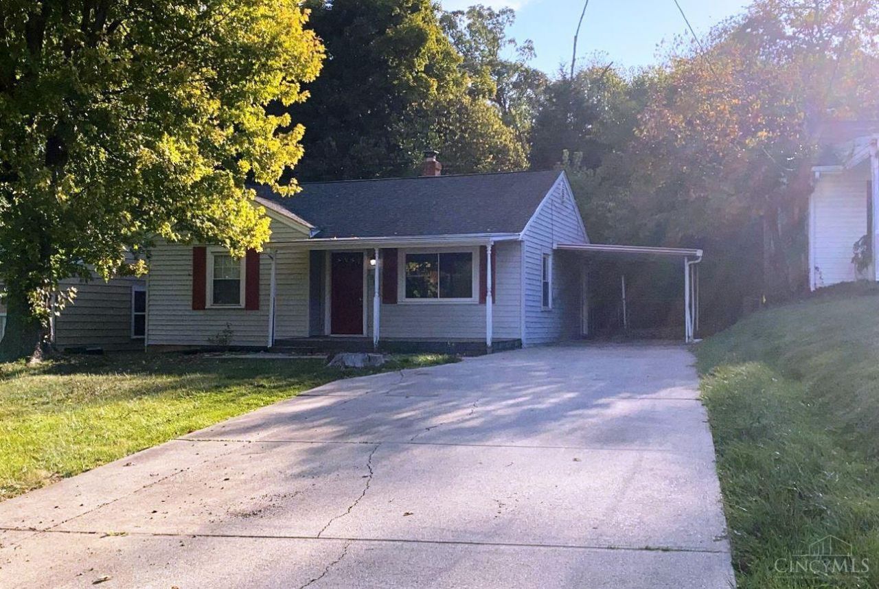 1905 Dix Road, Middletown, OH 45042 Main Photo