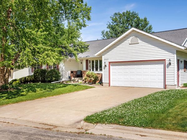 3625 Bentwood Pl, La Crosse, WI 54601