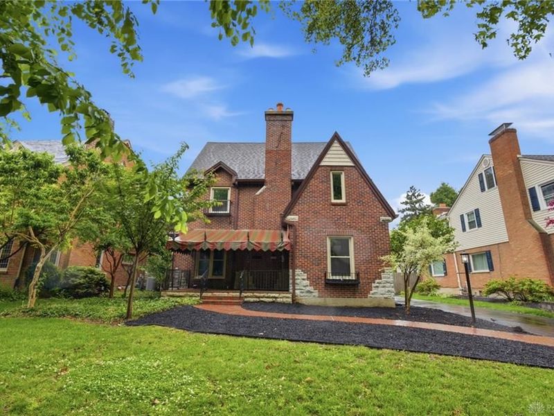 220 Greenmount Boulevard, Oakwood, OH 45419 Photo 1