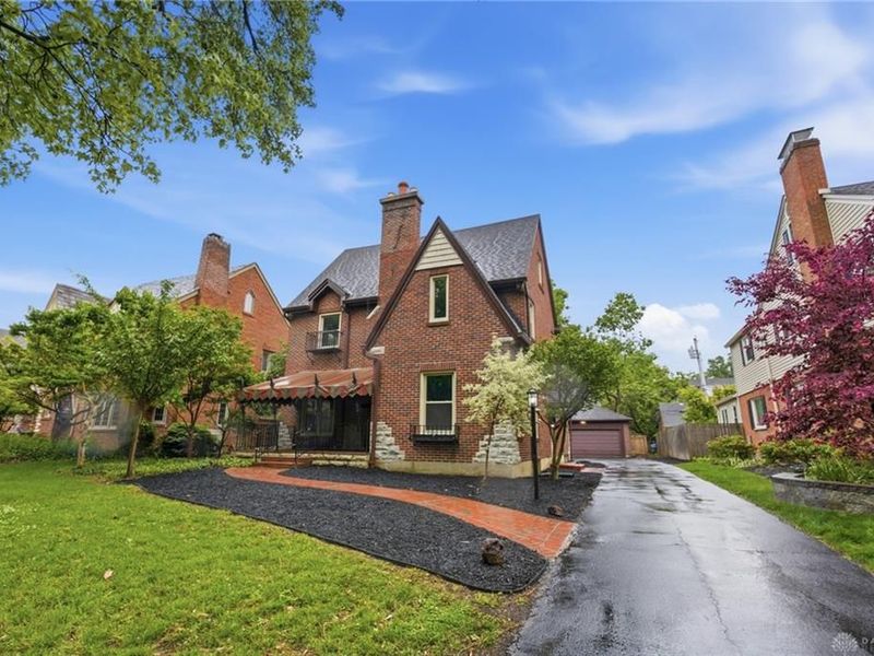 220 Greenmount Boulevard, Oakwood, OH 45419 Photo 2