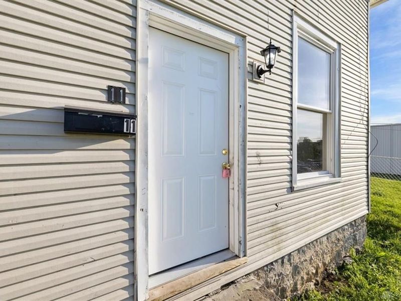 7 W Mulberry Street, Springfield, OH 45506 Photo 8