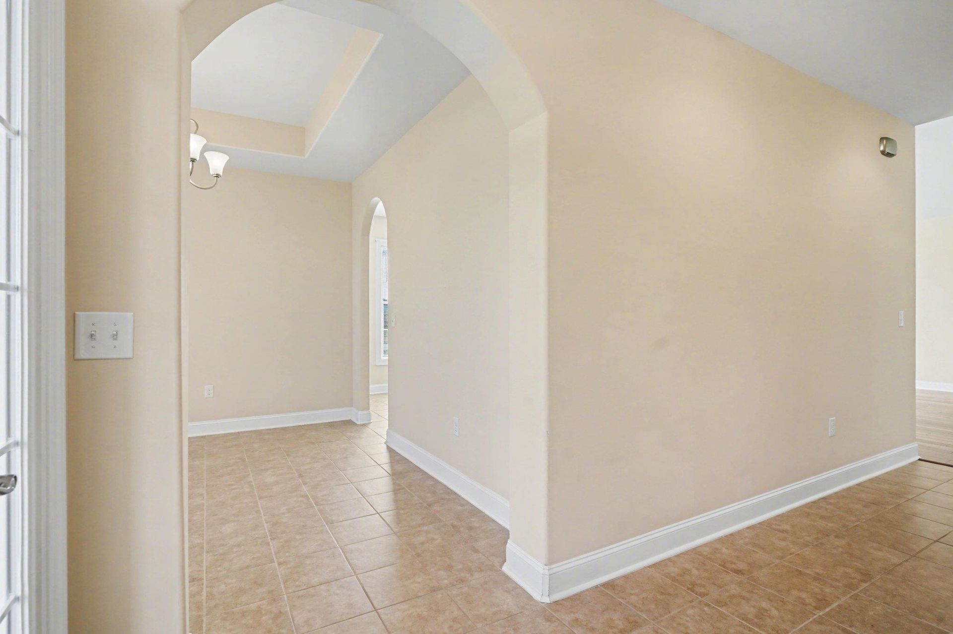 601 Gayle St.  Photo 7